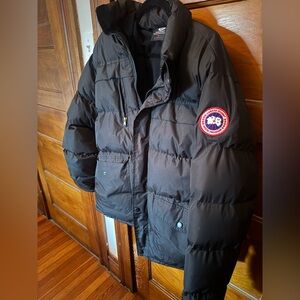 Canada Goose Arctic Program Black Puffer Jacket Size XL *no hood* priced to sell